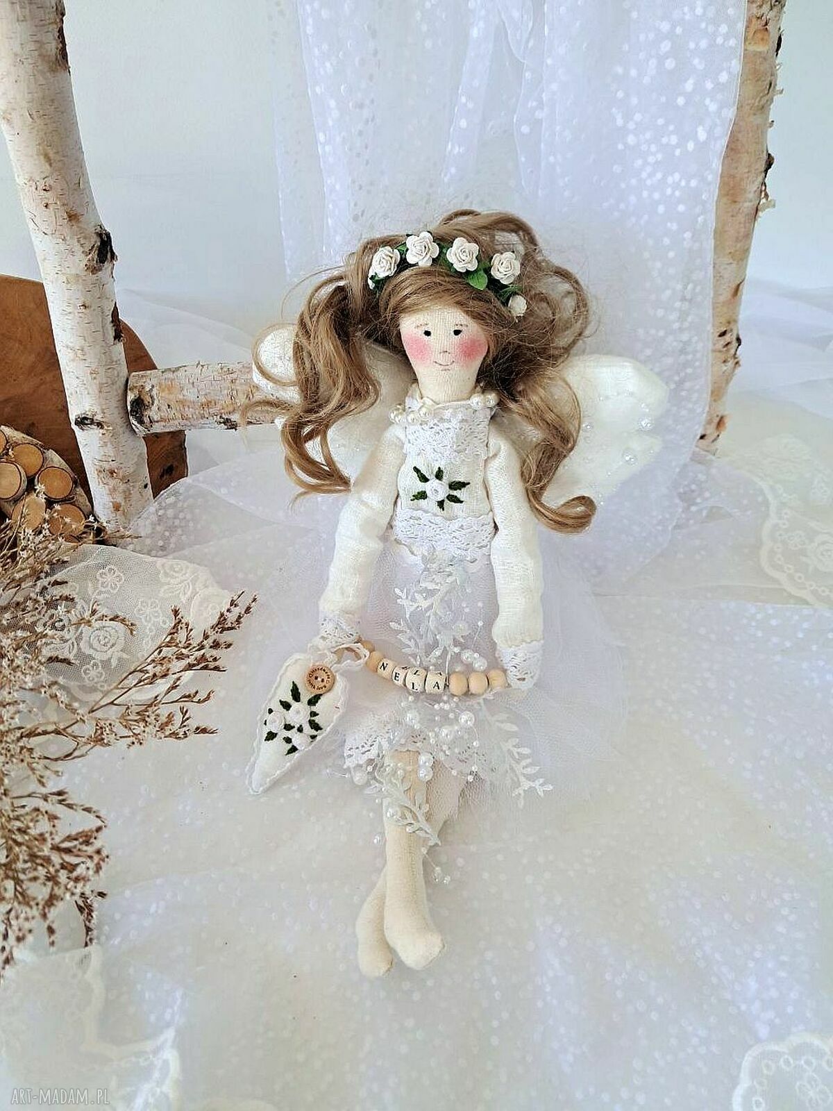 Biała anielica handmade z brokatowymi skrzydełkami - anioł na prezent