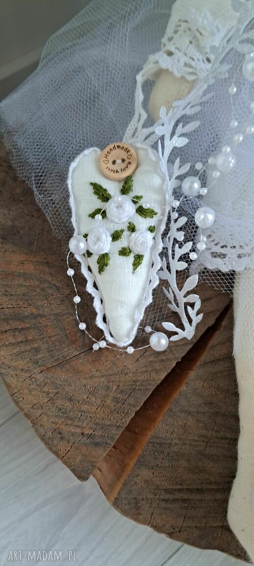 Biała anielica handmade z brokatowymi skrzydełkami - anioł na prezent