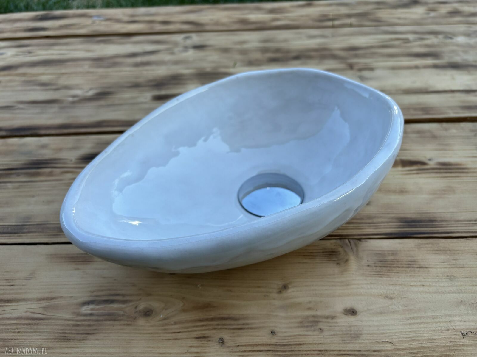 Biała mini umywalka ceramiczna ręcznie robiona
