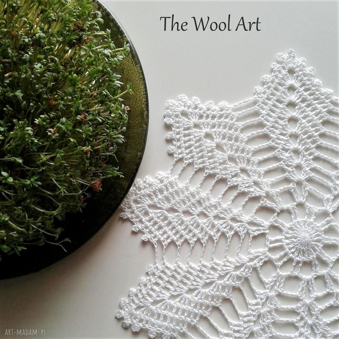 Pomysł upominki . Biała serwetka podkładka święta