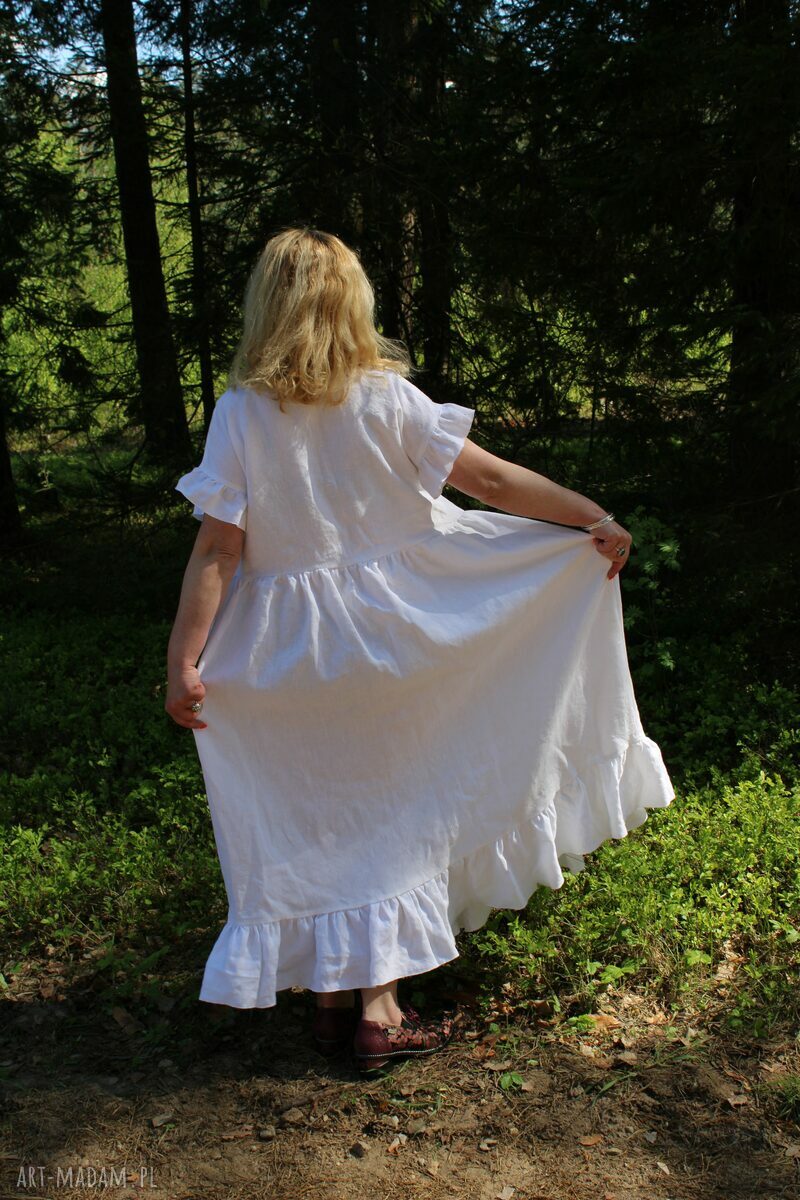 Biała lniana sukienka boho z falbanami (100% len) - oversize