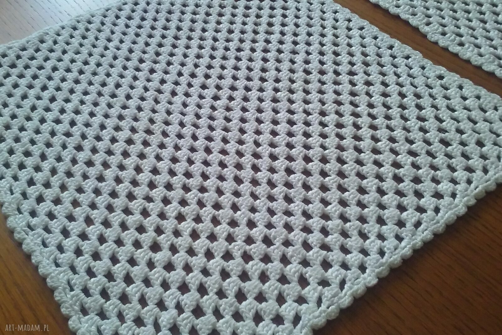 Podkładki białe z bawełnianego kordonka - komplet 4 szt. 32x32 cm