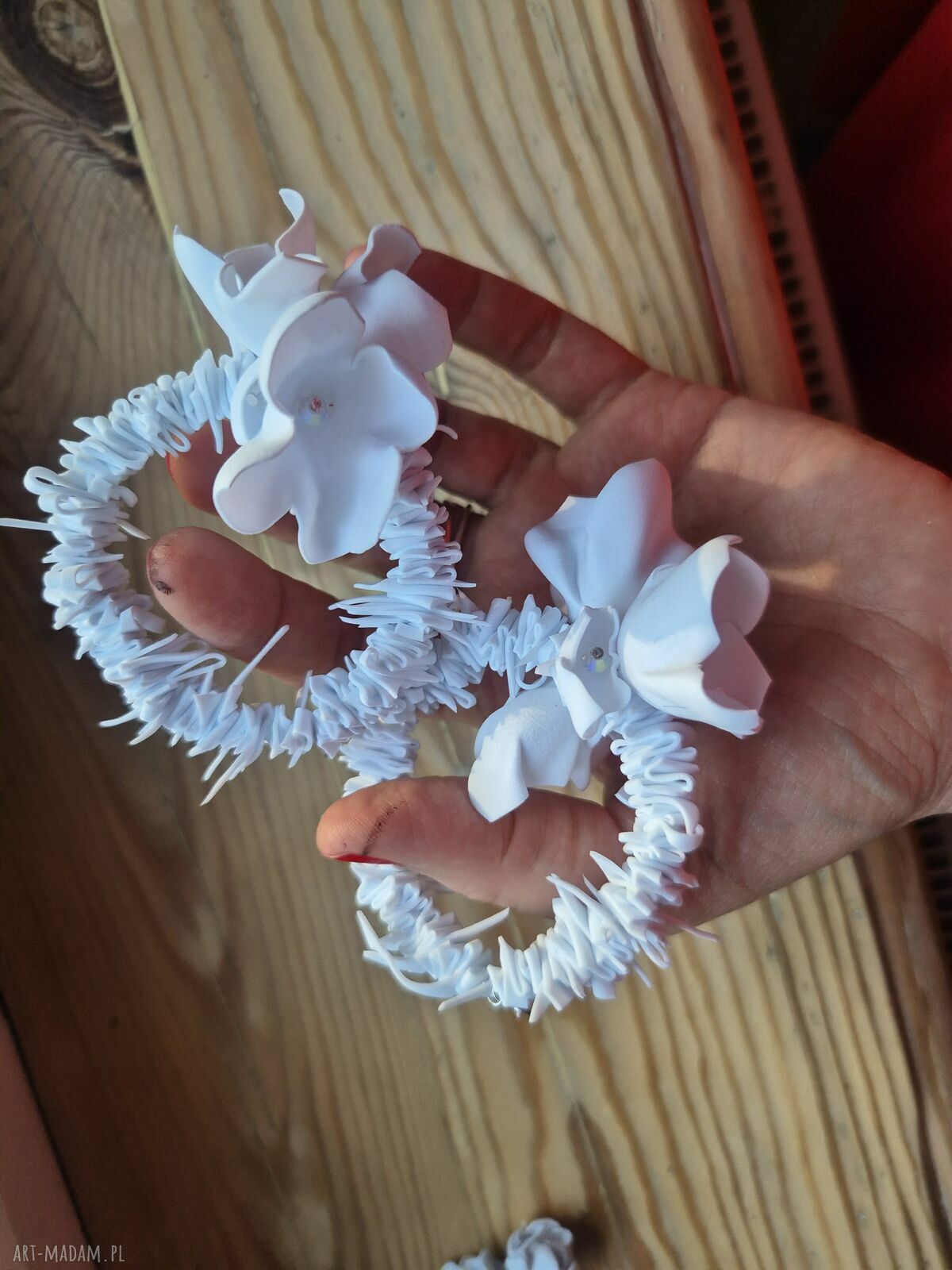 Białe ślubne klipsy koła - lekkie, handmade