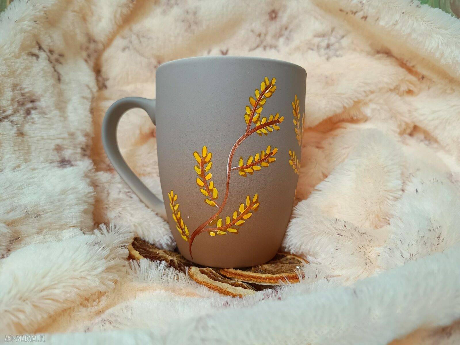 Biały jeleń ręcznie malowany kubek 300 ml