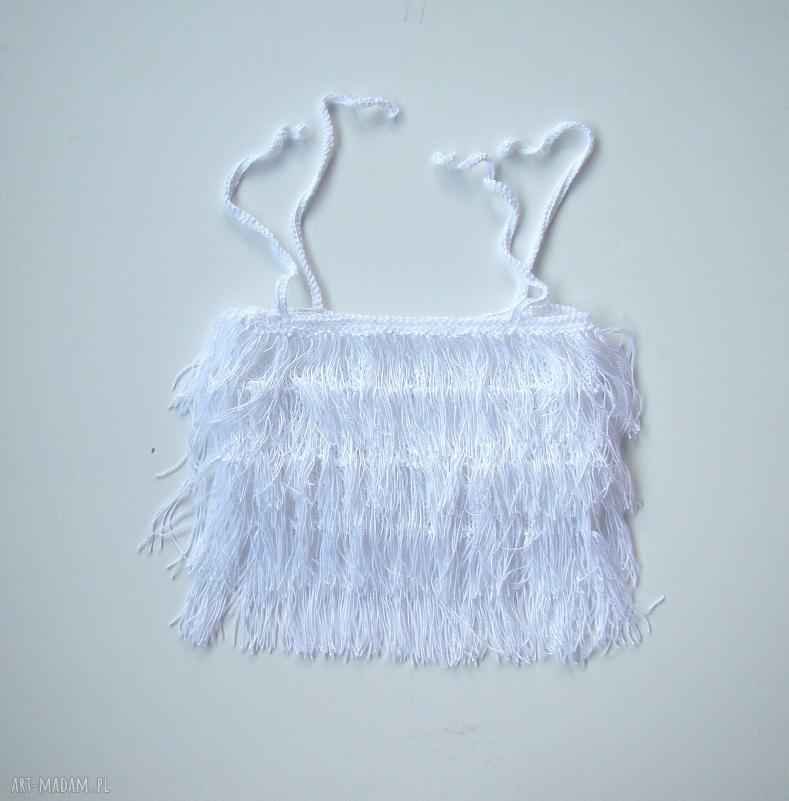 Biały top z frędzlami na ramiączkach - letnia bluzka handmade