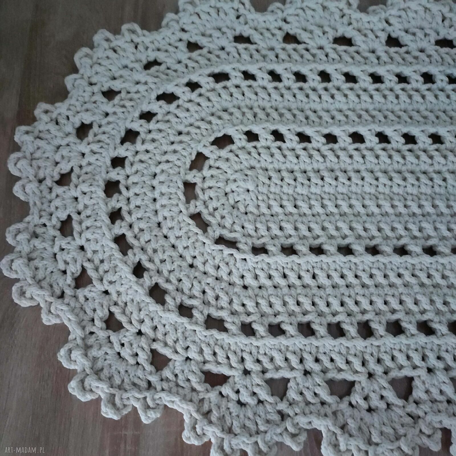 Bieżnik owalny szydełkowy ze sznurka bawełnianego 50 x 100 cm
