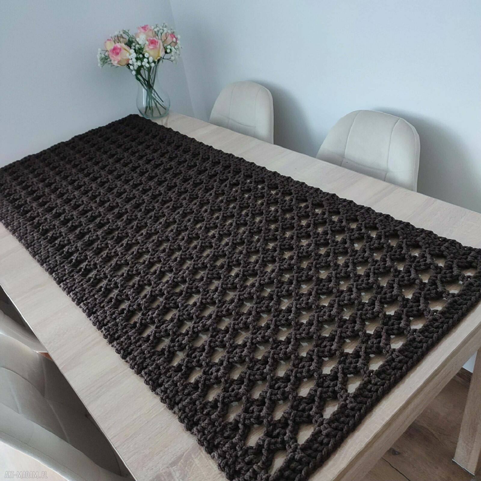 Bieżnik szydełkowy prostokątny ze sznurka 58 x 138 cm