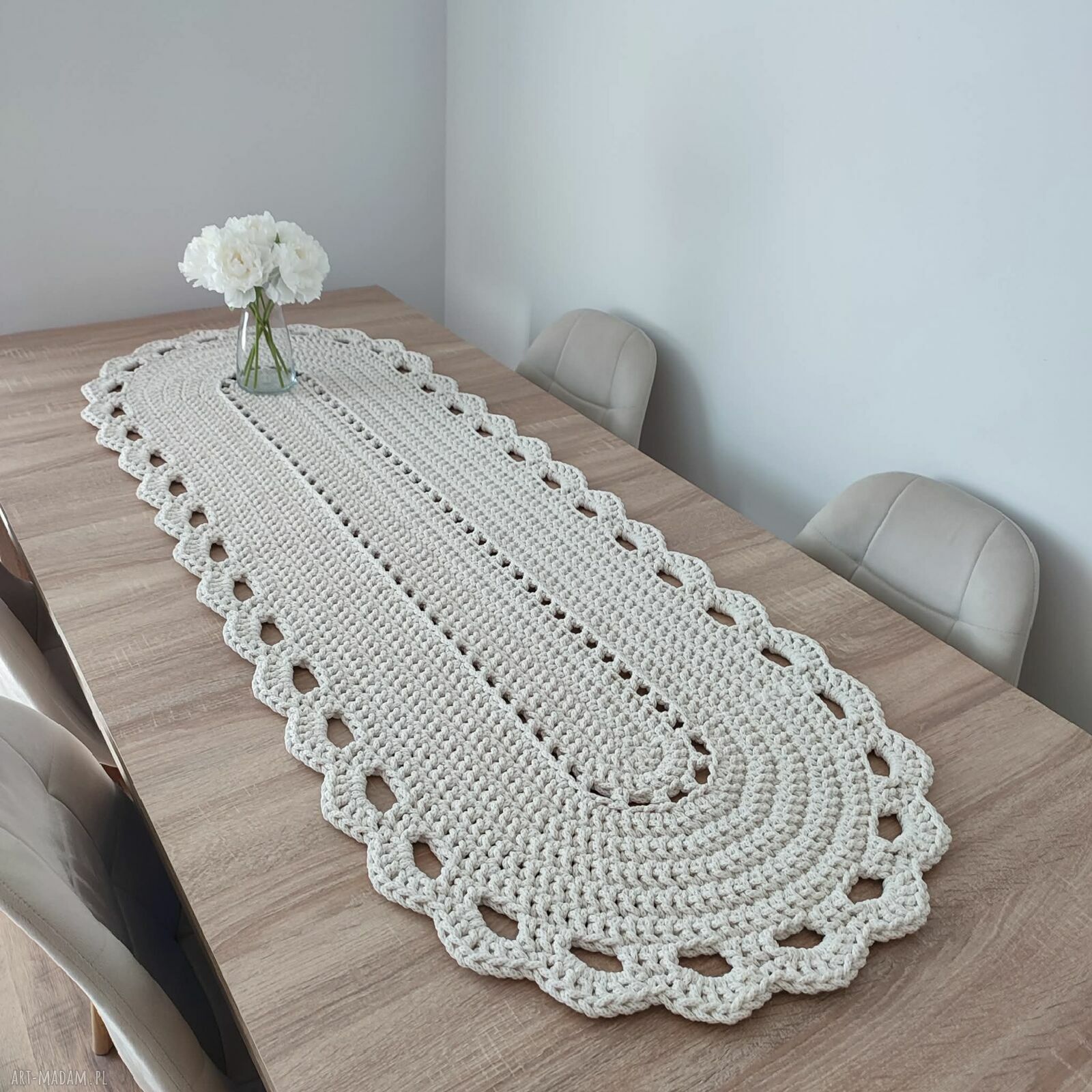 Owalny bieżnik szydełkowy ze sznurka bawełnianego 50x150 cm