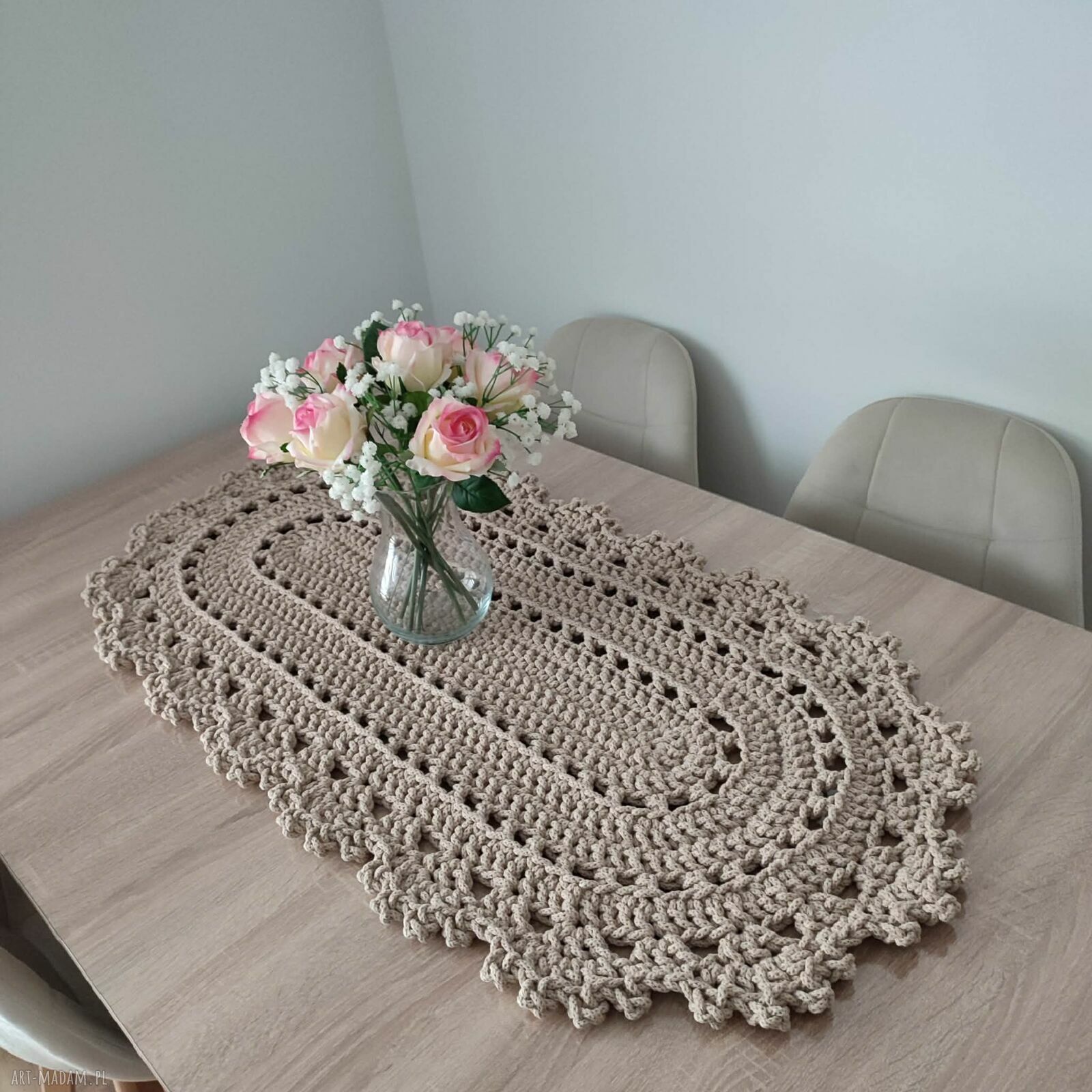 Bieżnik szydełkowy ze sznurka bawełnianego, owalny 50x100 cm