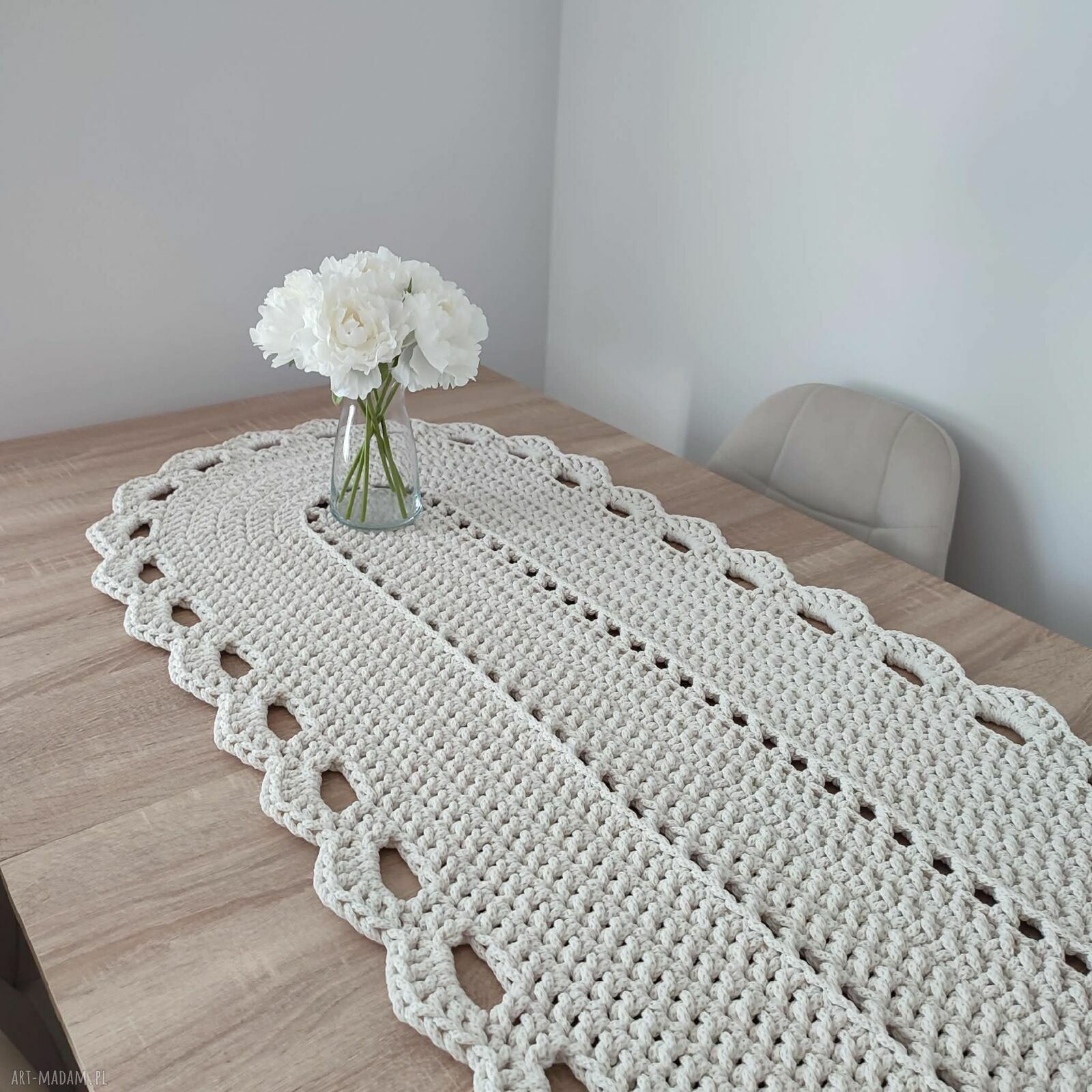 Owalny bieżnik szydełkowy ze sznurka bawełnianego 50x150 cm