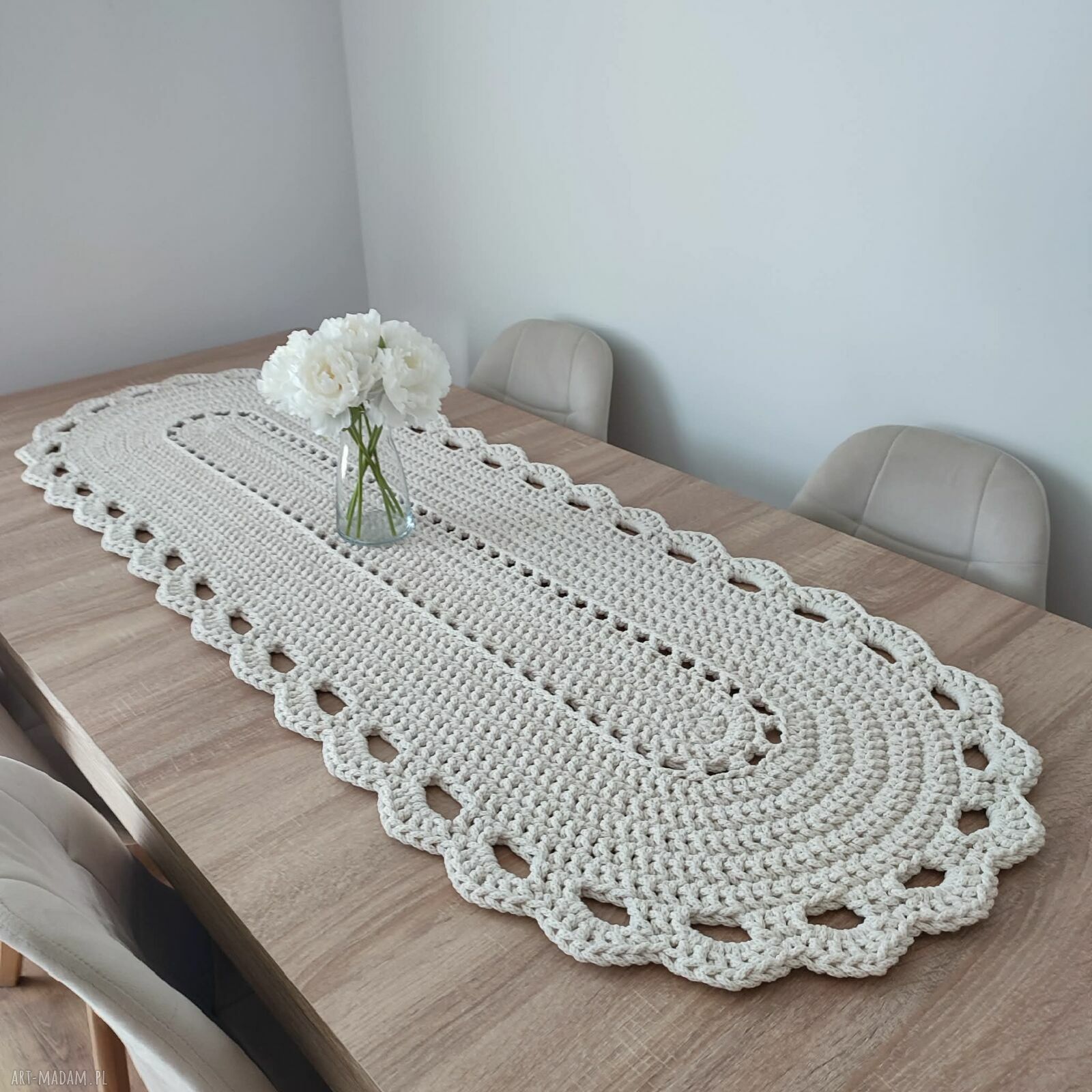 Owalny bieżnik szydełkowy ze sznurka bawełnianego 50x150 cm