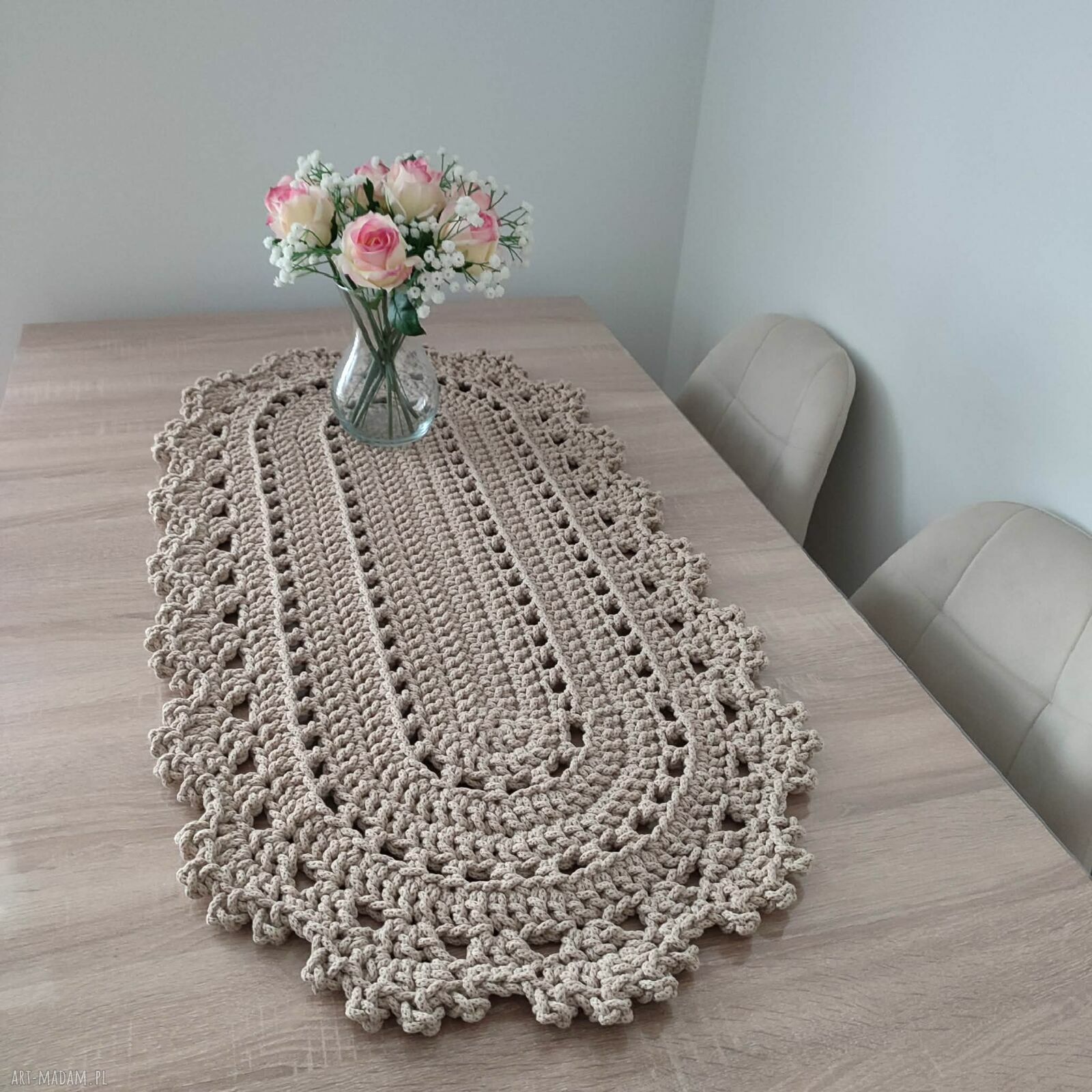 Bieżnik szydełkowy ze sznurka bawełnianego, owalny 50x100 cm