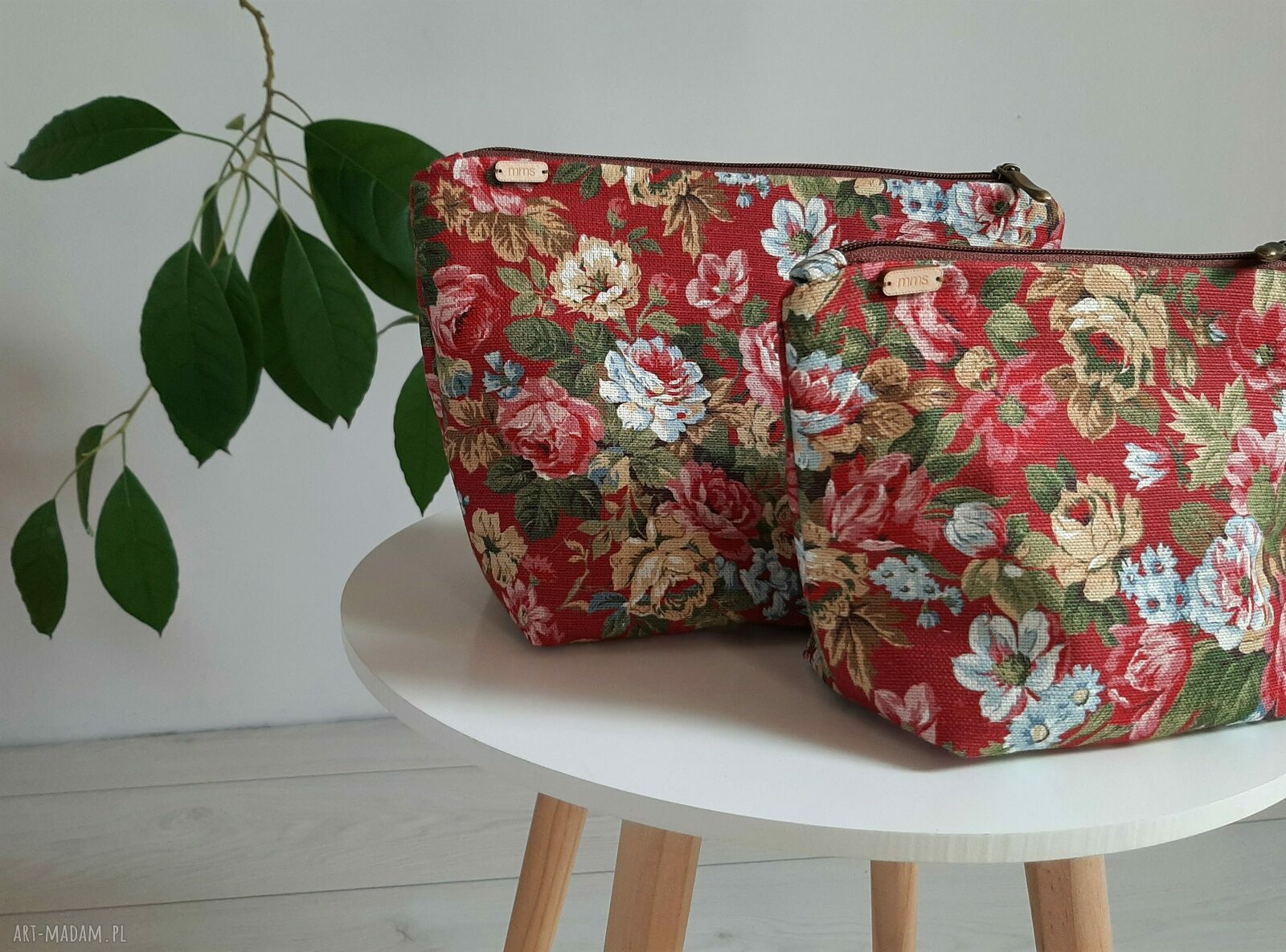 Zestaw kosmetyczek róże czerwone Handmade