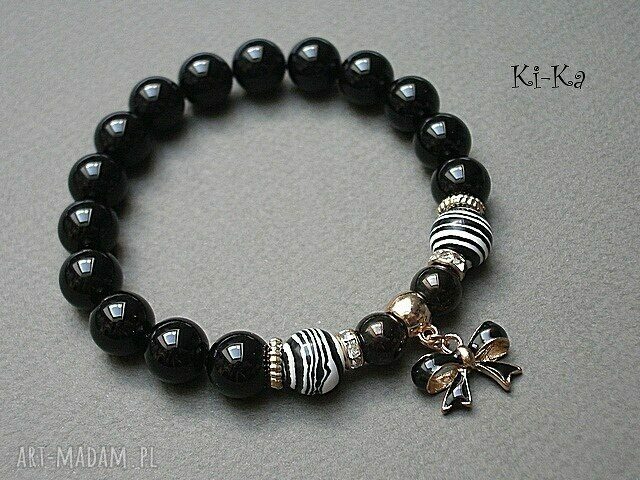 BLACK BOW /04.05.15/ Hand Made
