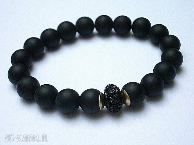 BLACK MATT AND CORAL handmade
