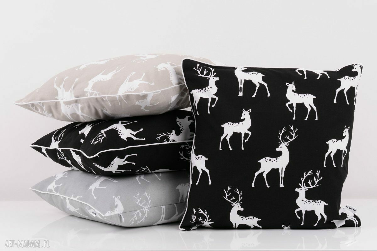 Poduszka Black Deer 50x50cm od majunto