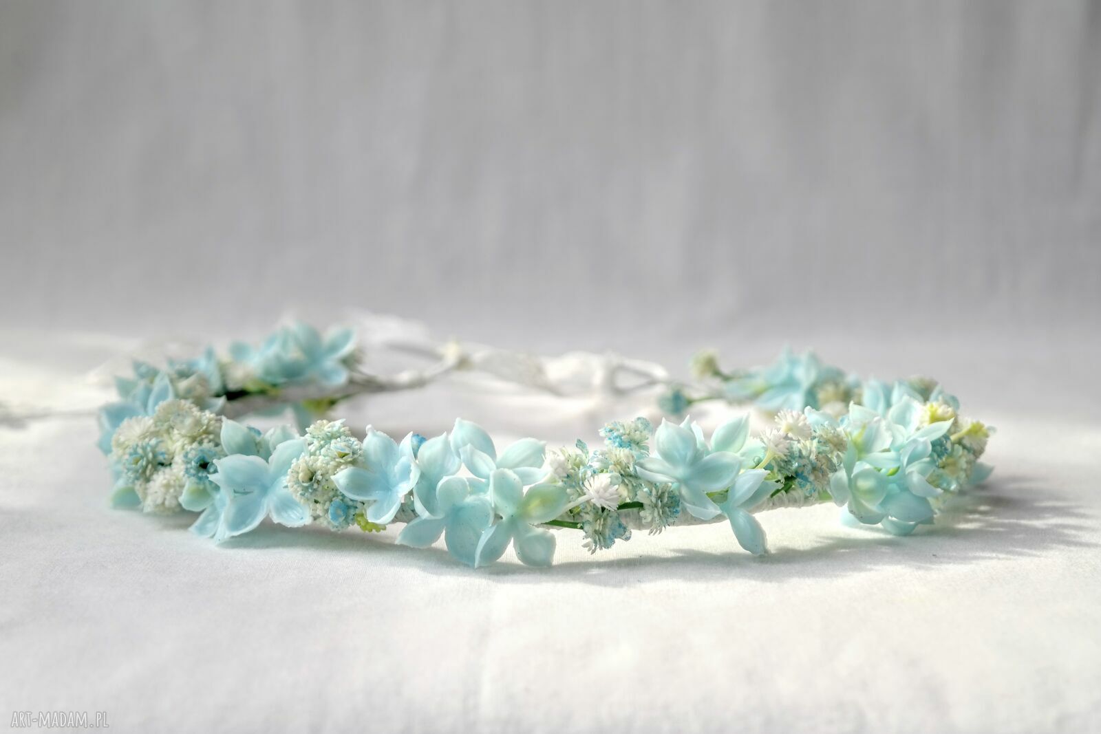 Błękitna Mgiełka - pastelowy wianek ślubny boho handmade na głowę