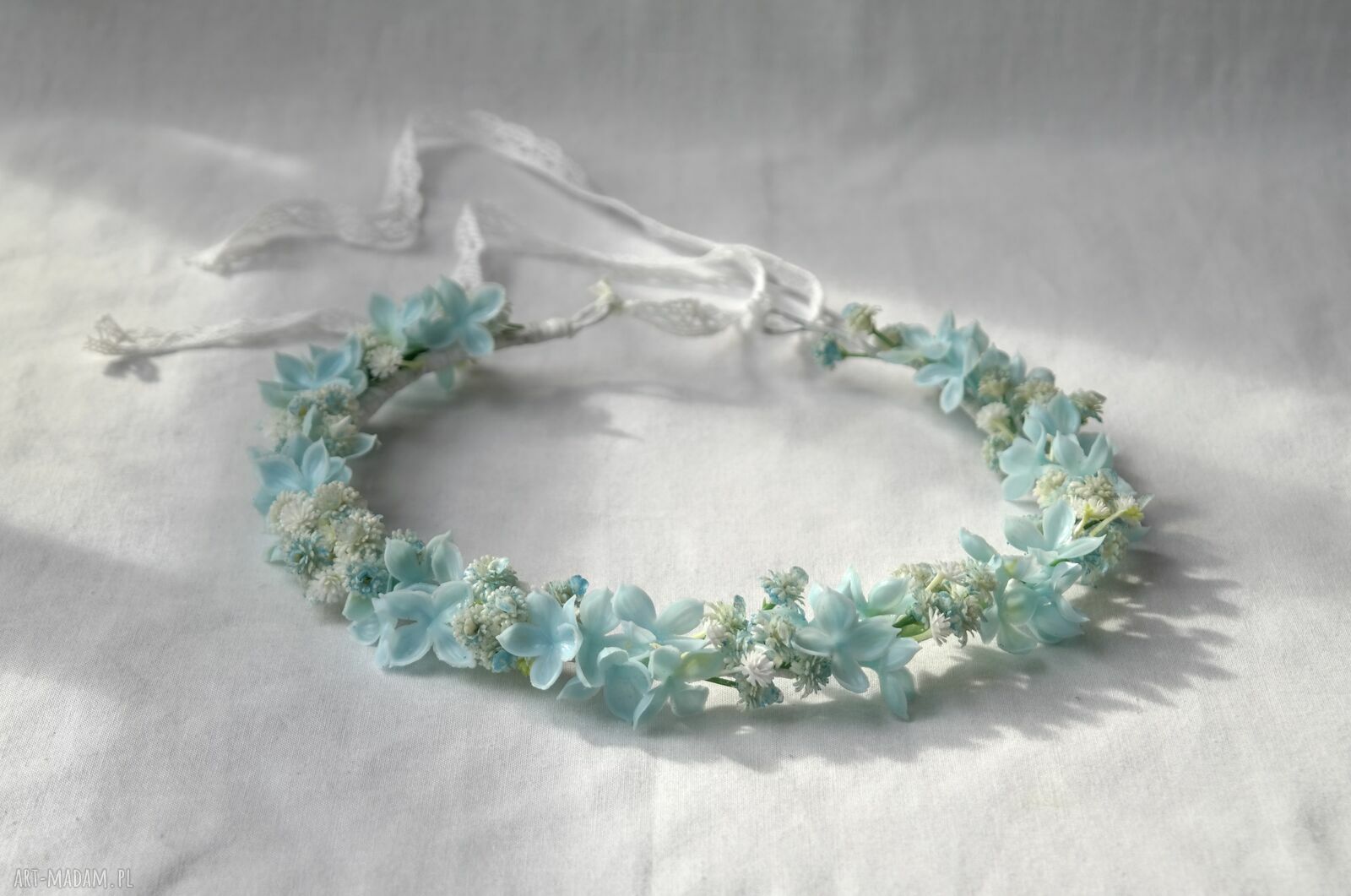Błękitna Mgiełka - pastelowy wianek ślubny boho handmade na głowę