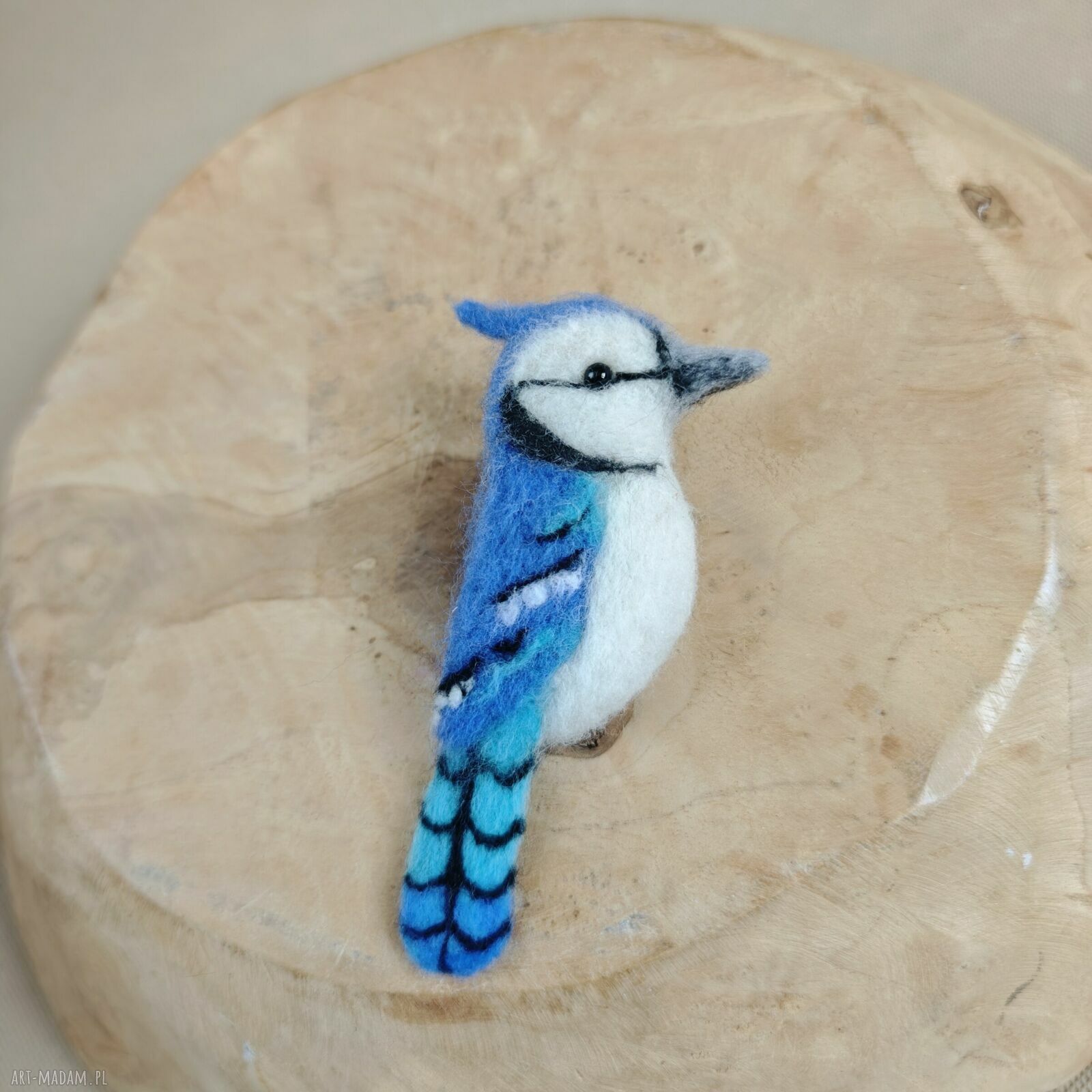 Blue Jay - filcowana broszka z wełny dla miłośniczek ptaków