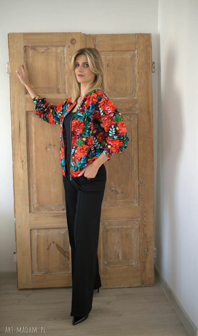 bluzy: Bomberka oversize czerwone kwiaty Autorskie