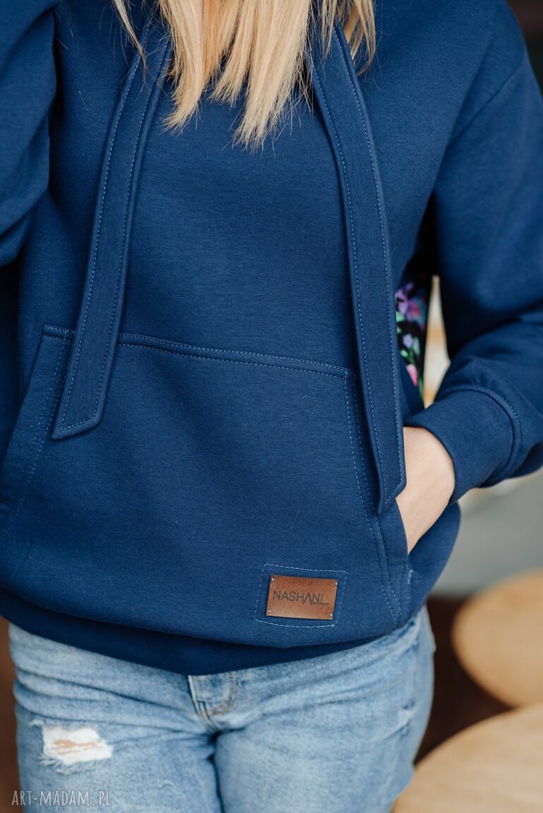 bluzy: Bluza Clasic kangurka granatowa ręcznie wykonane