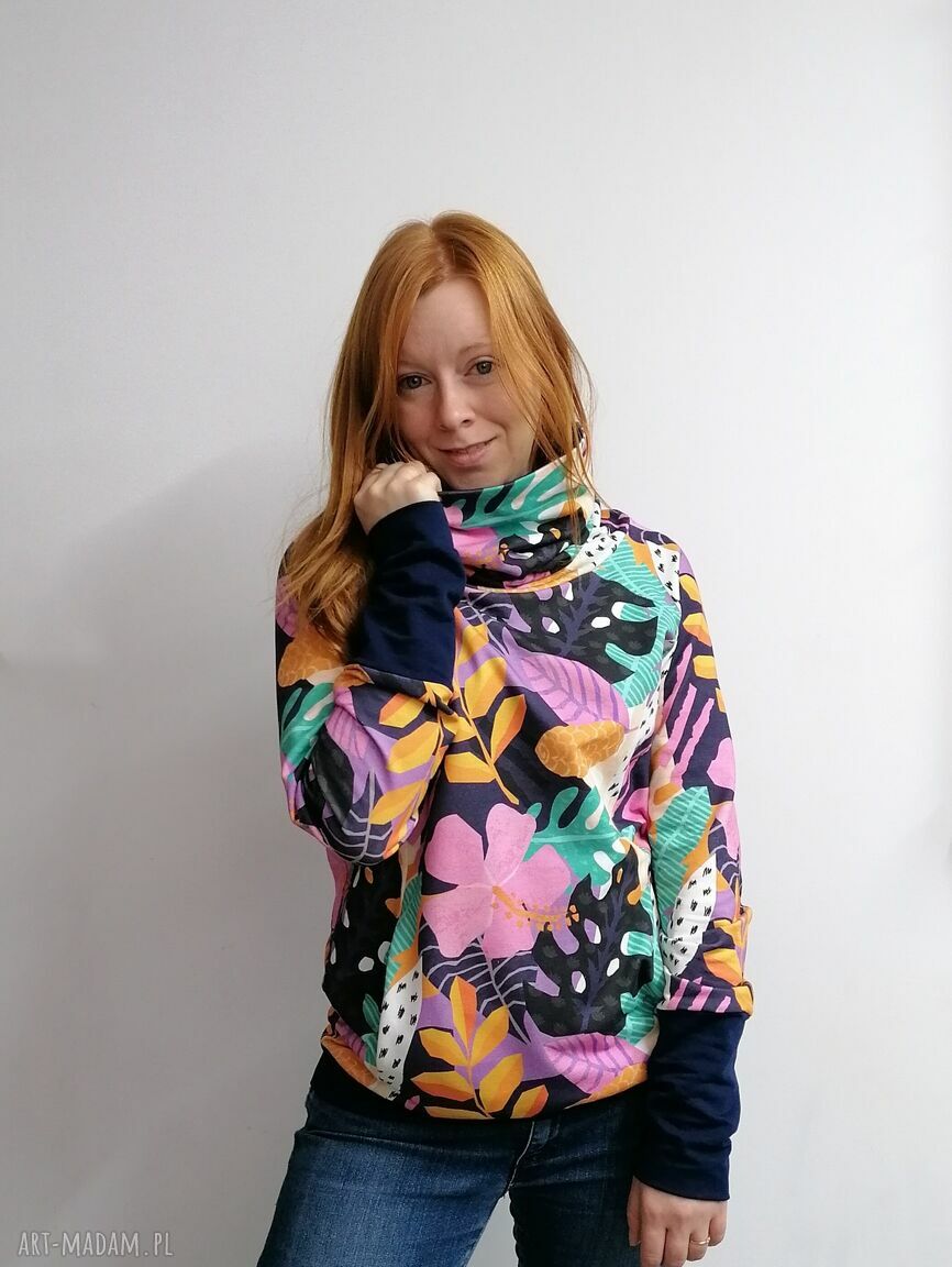 Bluza damska JUNGLE z kominem - granatowy komin i kolorowy wzór