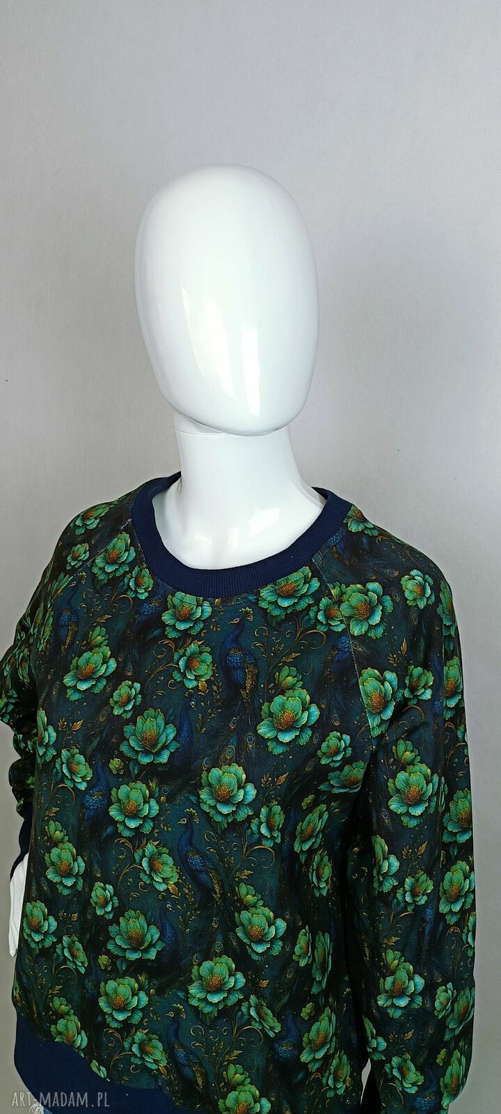Bluza damska NURI PAWIE - klasyczny krój i kolorowy charakter