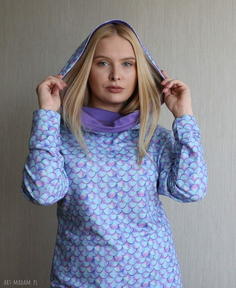 Bluza damska ŁUSKI - taliowana bluza z dwuwarstwowym kapturem
