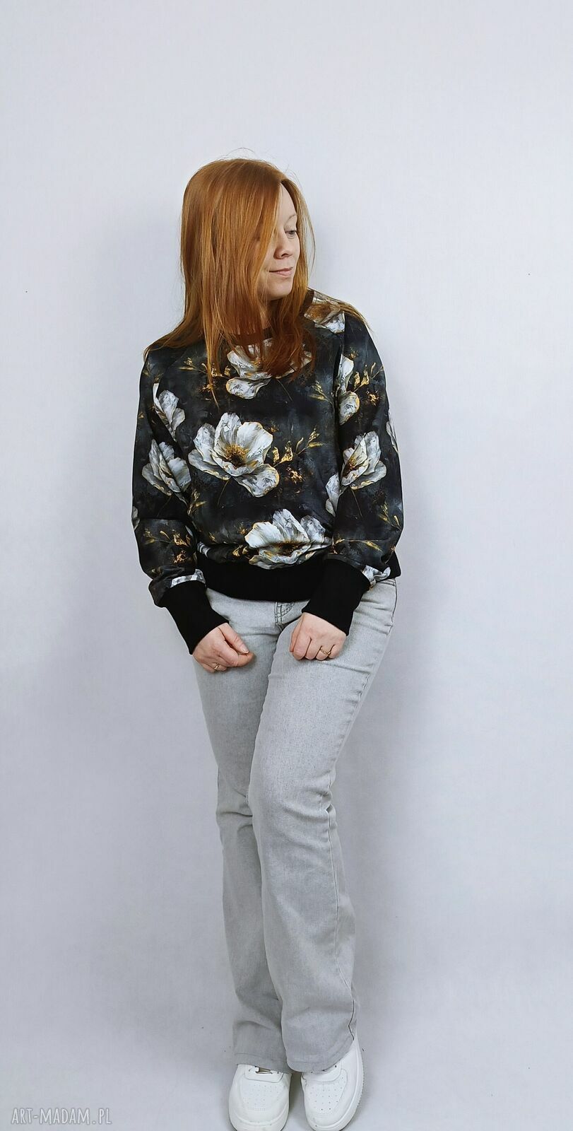 Bluza damska NURI - biało-szara piwonia