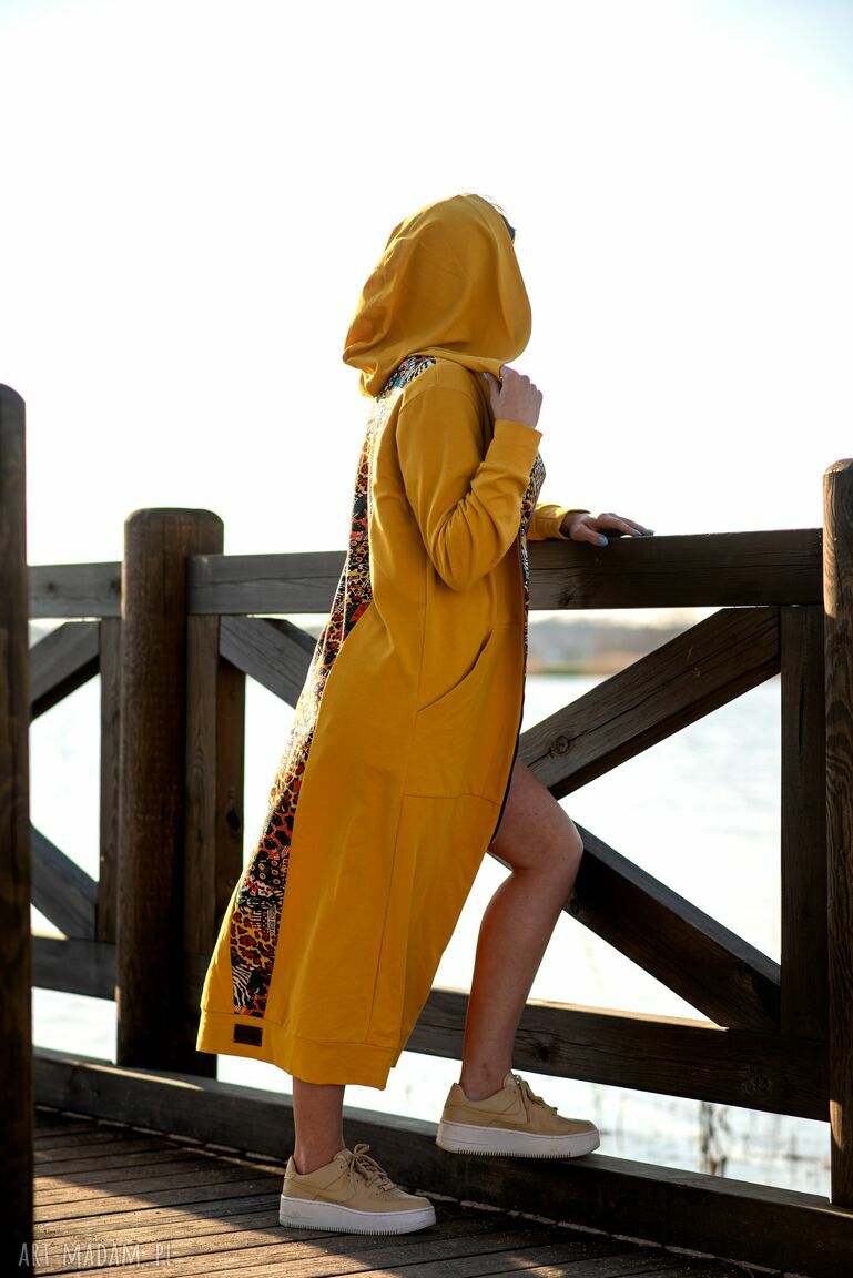 bluzy: Bluza dresowa light Kenia Hand Made