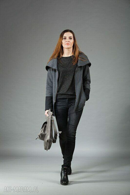 Bluza Saloni Mini ze stójką - ręcznie robiona, z kapturem i pojemnymi kieszeniami
