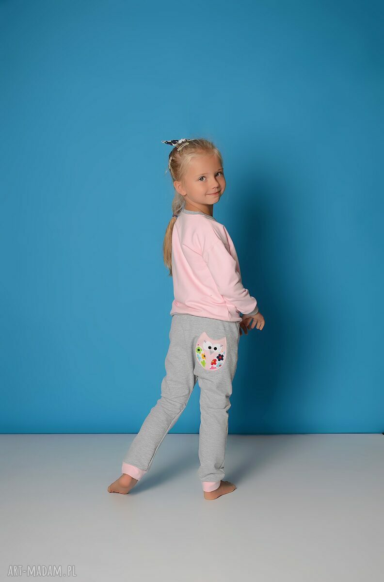 Bluza Sowa handmade dla dziecka - różowa i szara dresówka z aplikacją