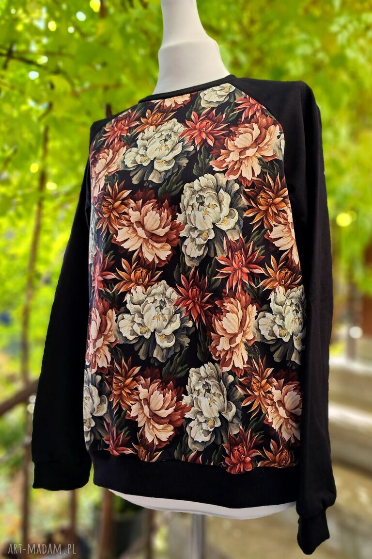 Bluza w jesienne kwiaty - reglanowa, rozm. M