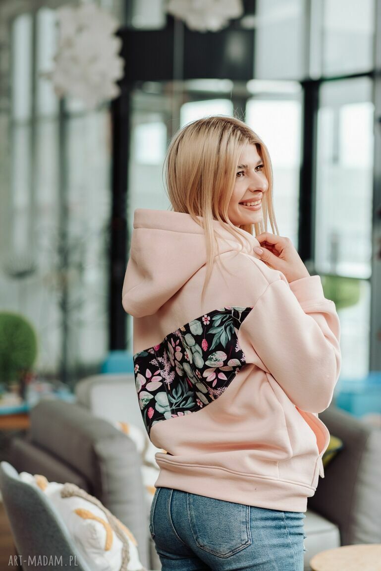 Bluza Classic Kangurka Pudrowy Róż z Kapturem - wygodny must-have