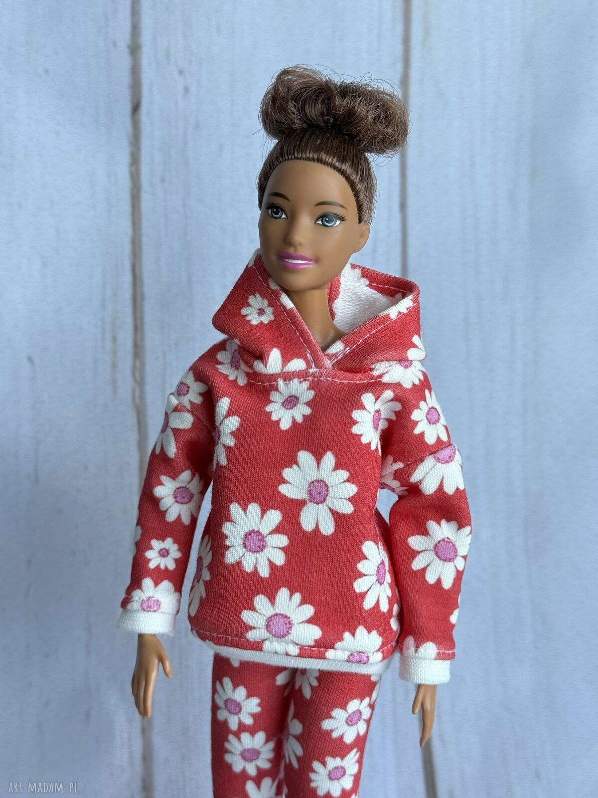 Ręcznie szyta bluza z kapturem dla lalki Barbie