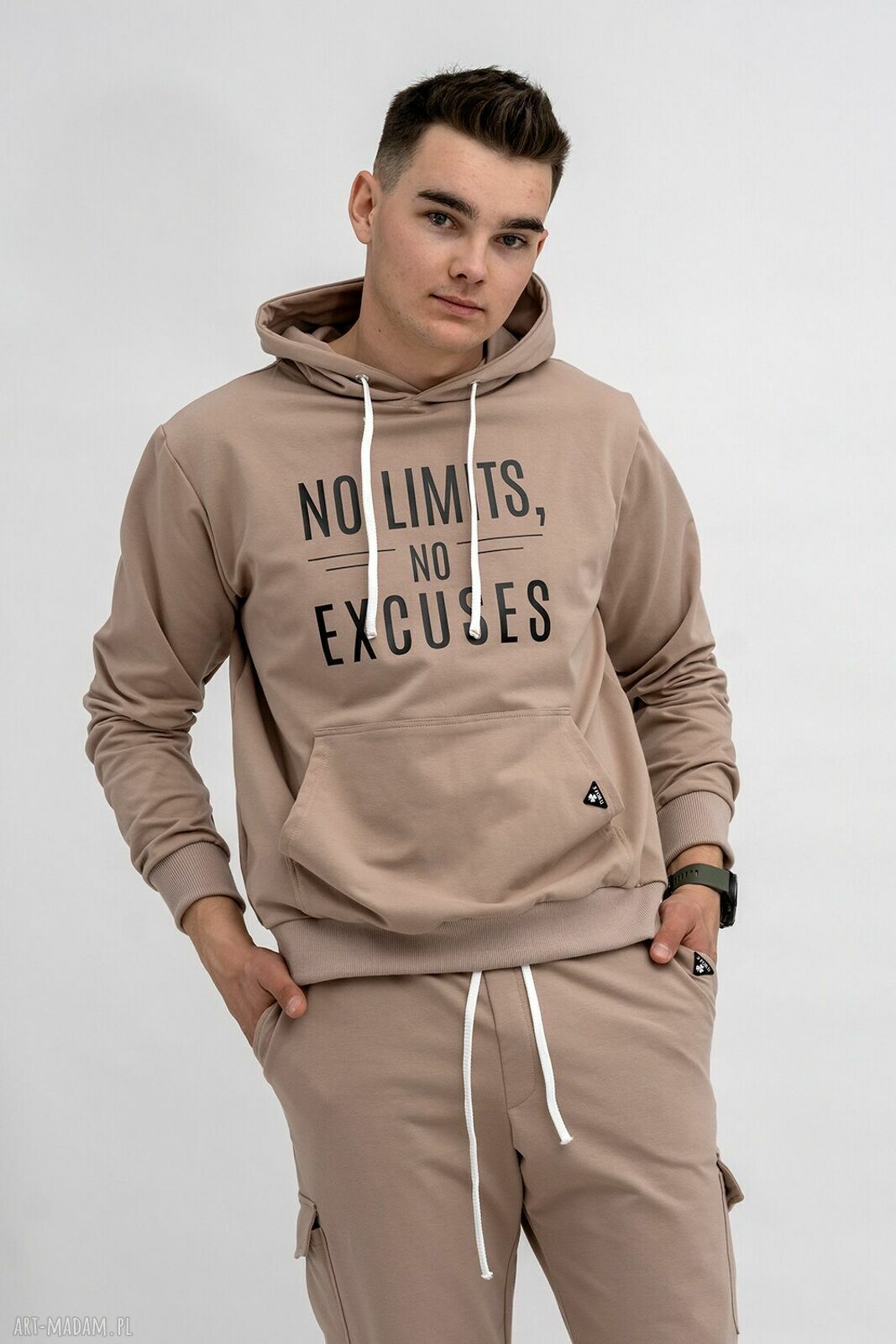 Bluza z kapturem męska „No Limits No Excuses” capucino - ręczne wykonanie
