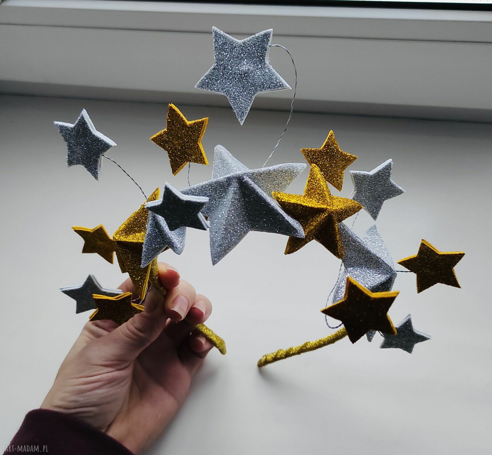 Błyszcząca opaska z gwiazdami bożonarodzeniowa - handmade do sesji i świątecznych stylizacji