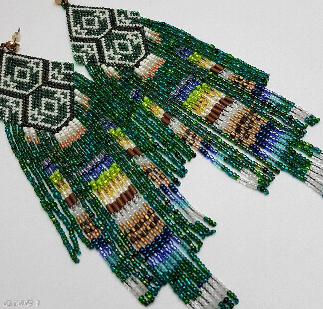 Boho kolczyki Zielone Macoda z długimi frędzlami (17 cm)