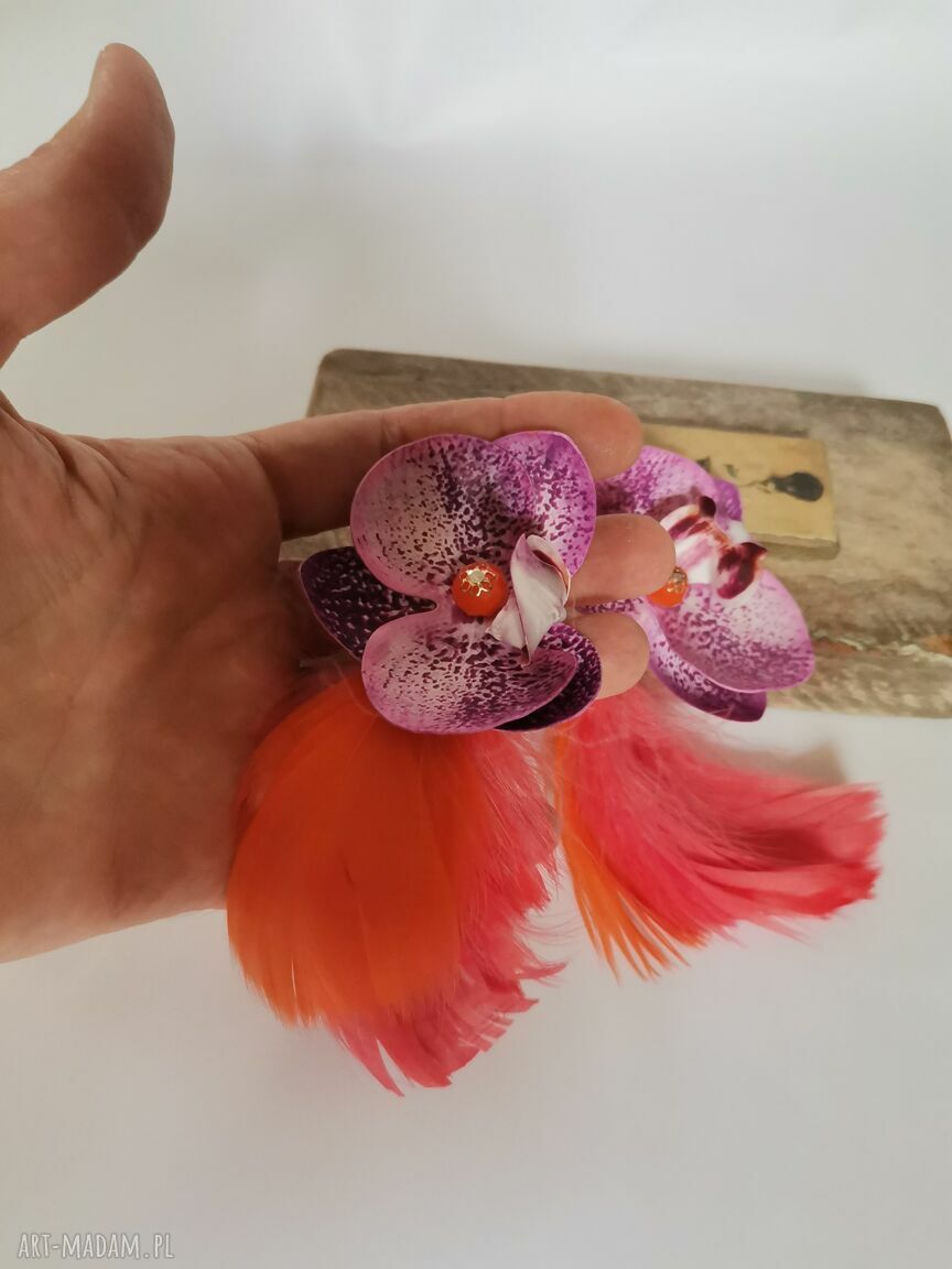 Kolczyki boho z kwiatami i piórami - etno-folk Ruda Klara