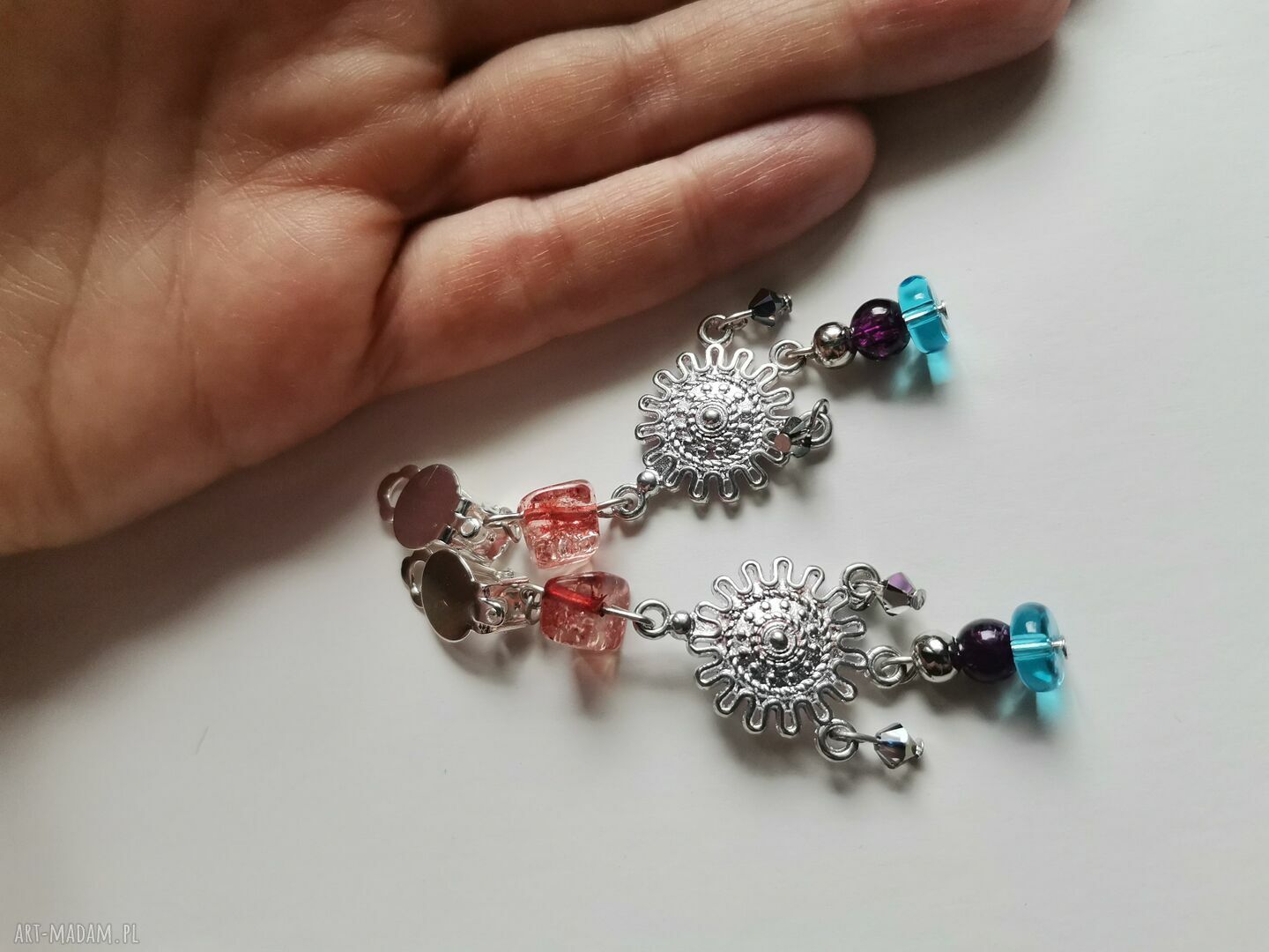 Klipsy boho lekkie Frida - kolorowe chwosty na klipsy