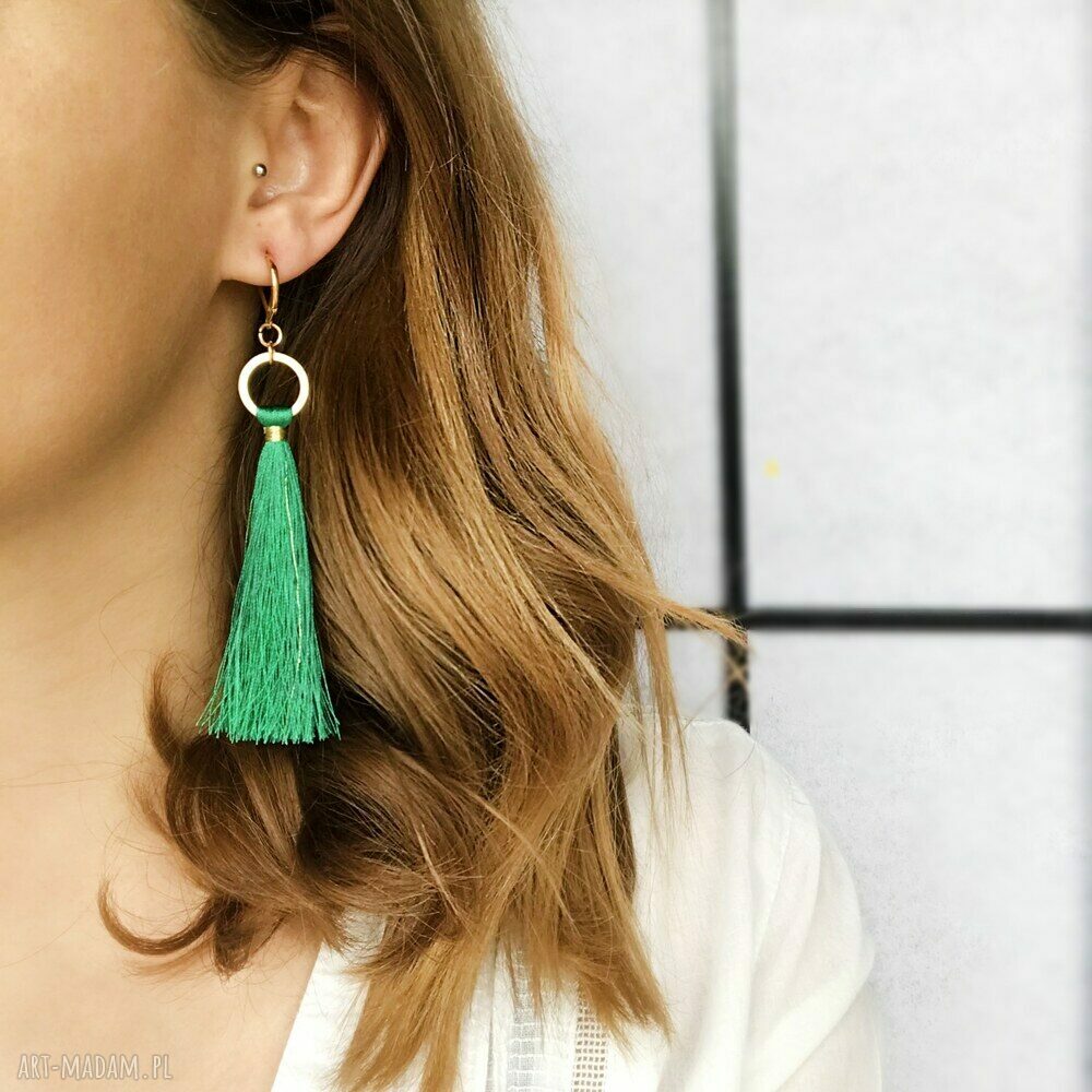Kolczyki Boho Green - zielone wiszące chwosty ultralekkie 10,5 cm