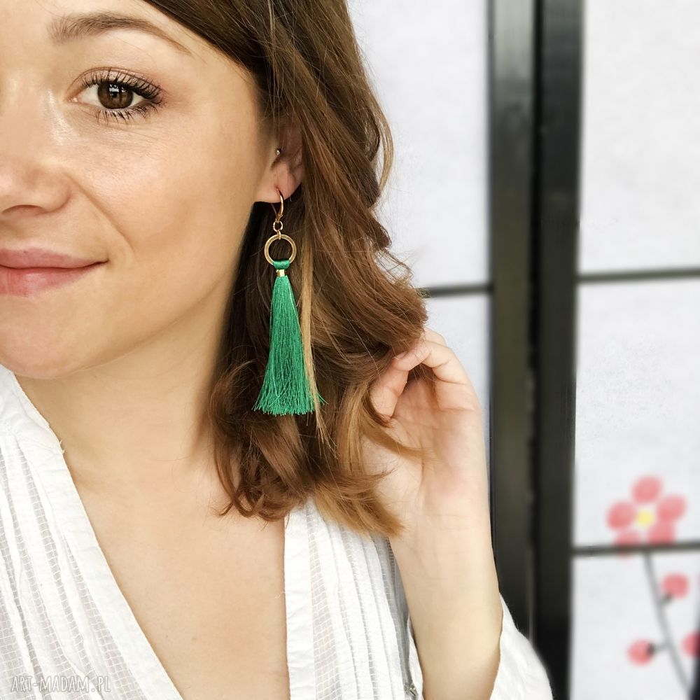 Kolczyki Boho Green - zielone wiszące chwosty ultralekkie 10,5 cm