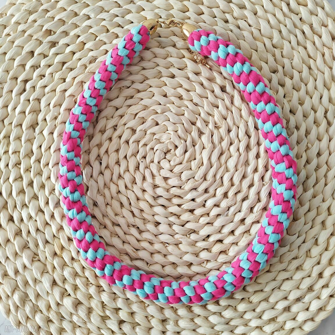 Naszyjnik boho pleciony z taśmy bawełnianej - niebiesko-różowy Lucky Hat