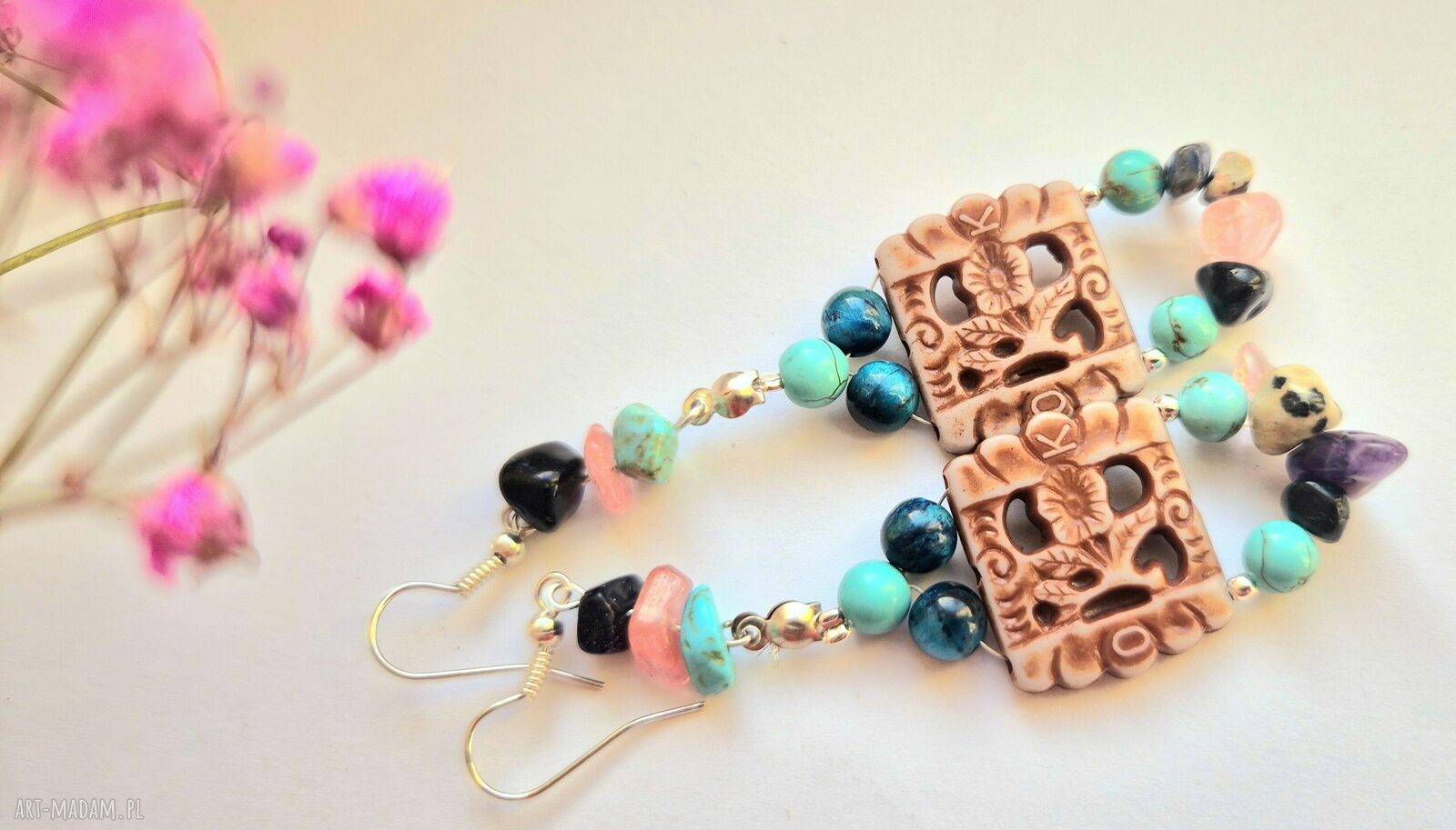Kolczyki boho - lekkie pióra i koraliki
