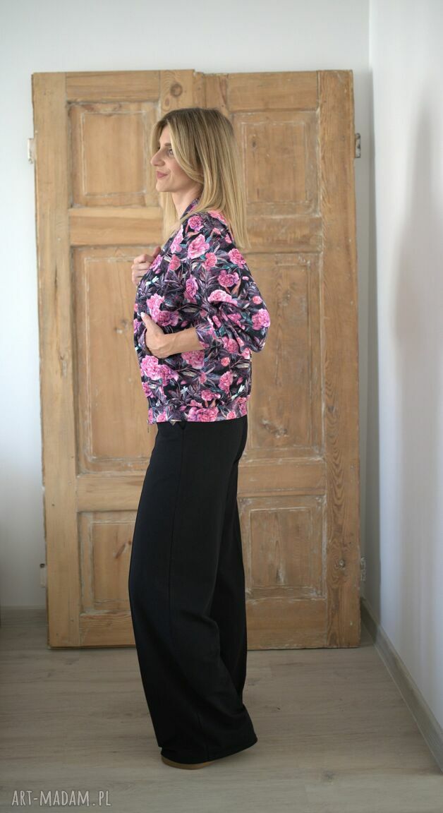 bluzy: Bomberka oversize różowe kwiaty Autorskie