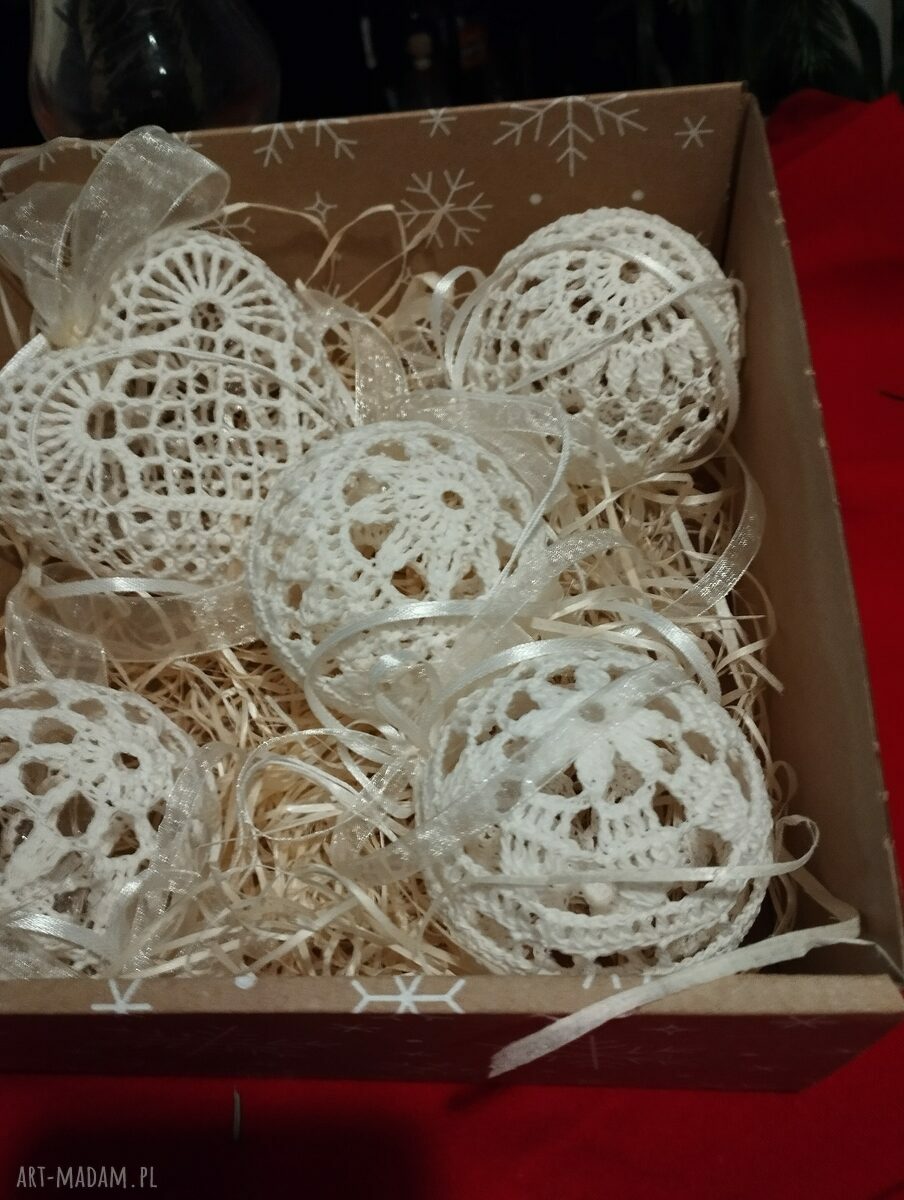 Bombki 4 sztuki i serduszko - handmade dekoracje świąteczne ecru