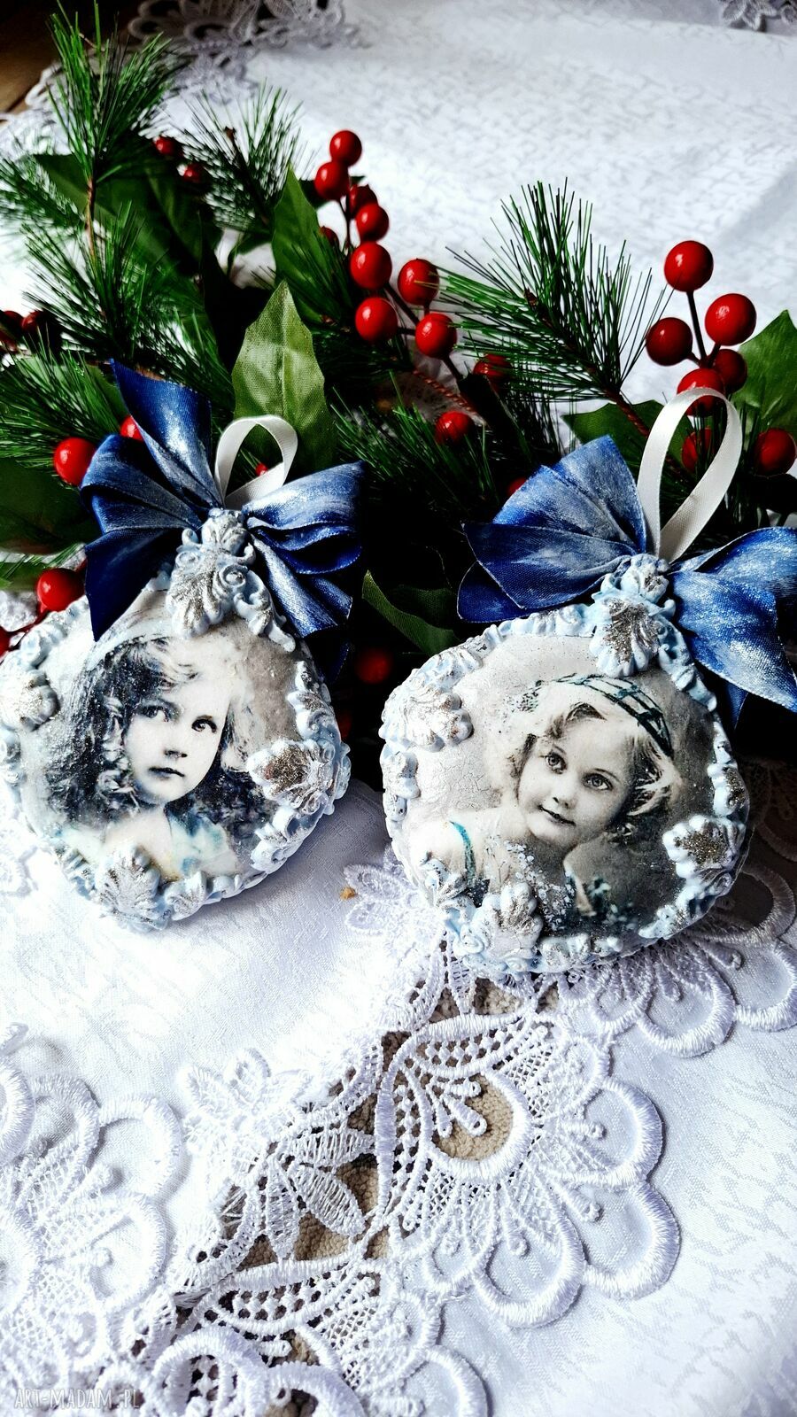 Bombki medaliony w stylu vintage - srebrzone ornamenty, zestaw 2 szt