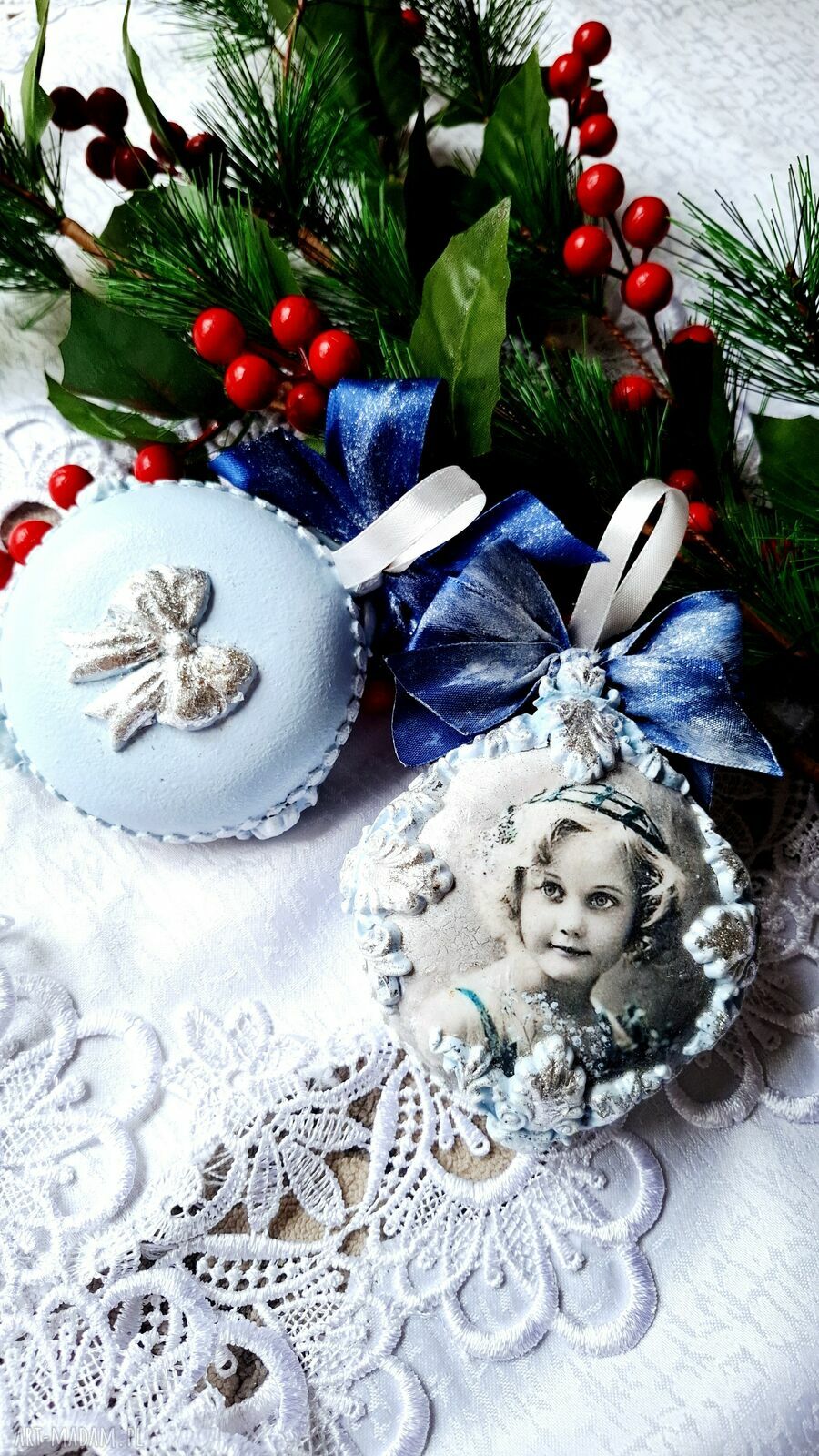 Bombki medaliony w stylu vintage - srebrzone ornamenty, zestaw 2 szt