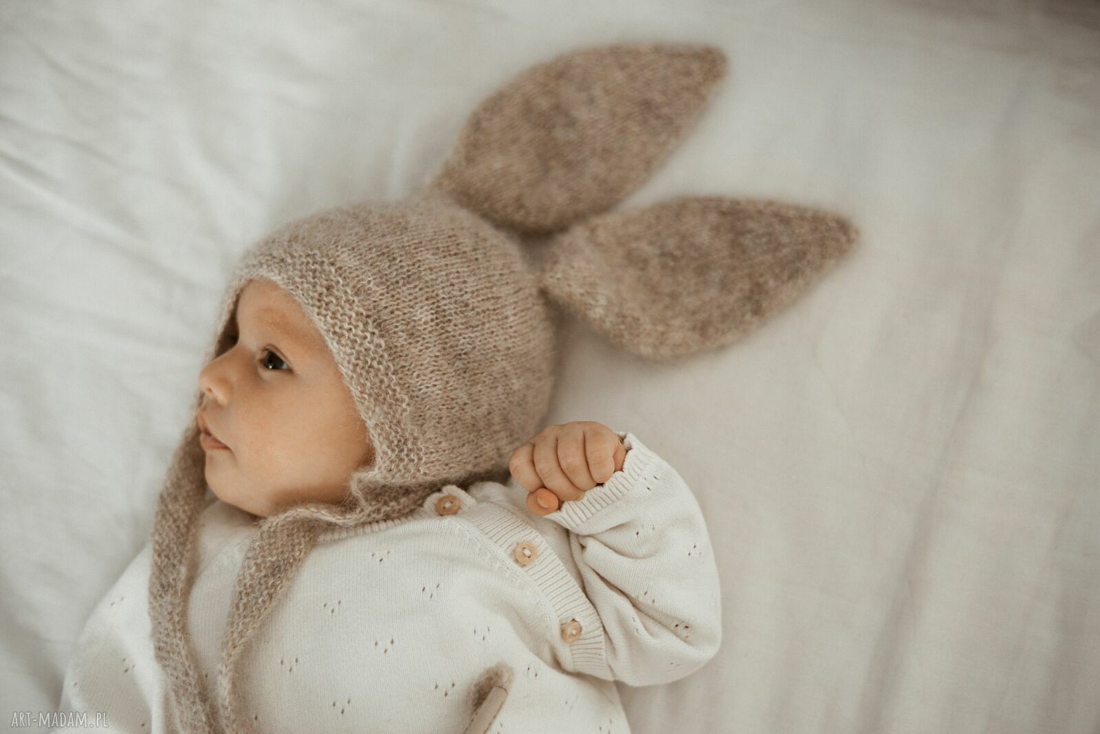 Bonetka niemowlęca i dziecięca Little Bunny z alpaki i jedwabiu