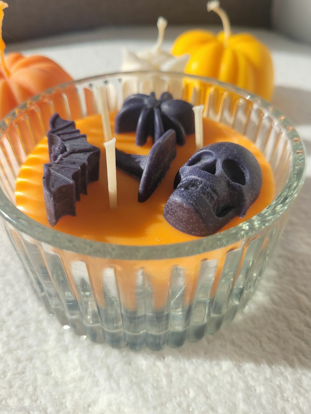 Boo! Pomarańczowa świeca sojowa na Halloween